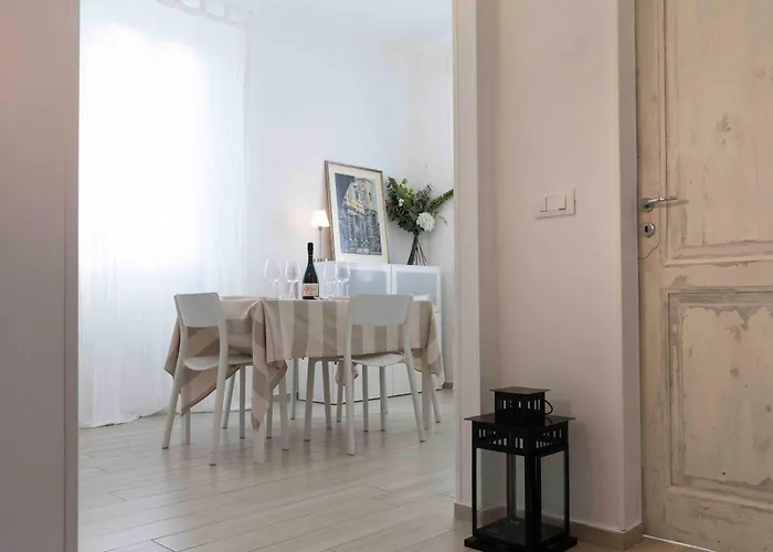 Rossena Tranquillo Appartamento, Con Giardino, Vicino Al Centro Ed All'ospedale Santa Maria Nuova Smn Apartament *