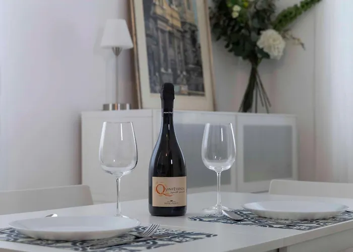 Apartament Rossena Tranquillo Appartamento, Con Giardino, Vicino Al Centro Ed All'ospedale Santa Maria Nuova Smn *