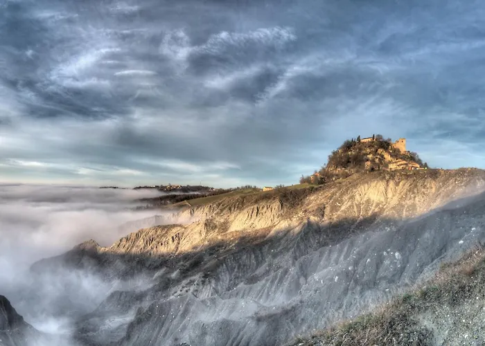 Rossena Tranquillo Appartamento, Con Giardino, Vicino Al Centro Ed All'ospedale Santa Maria Nuova Smn *
