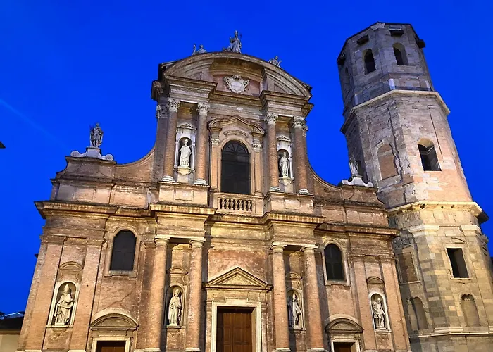 Apartament Rossena Tranquillo Appartamento, Con Giardino, Vicino Al Centro Ed All'ospedale Santa Maria Nuova Smn *