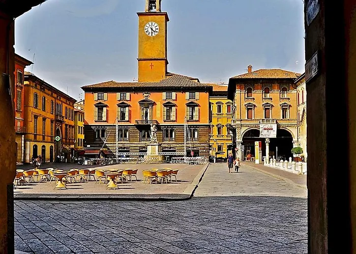 Apartament Rossena Tranquillo Appartamento, Con Giardino, Vicino Al Centro Ed All'ospedale Santa Maria Nuova Smn