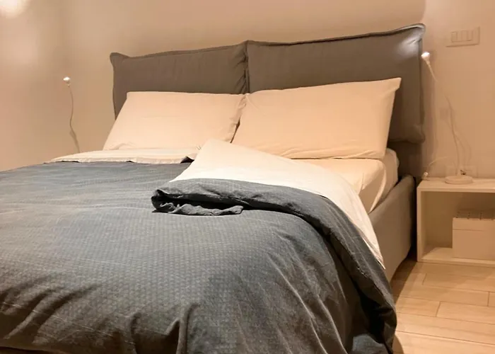 Rossena Tranquillo Appartamento, Con Giardino, Vicino Al Centro Ed All'ospedale Santa Maria Nuova Smn * Reggio nell'Emilia