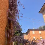 Rossena Tranquillo Appartamento, Con Giardino, Vicino Al Centro Ed All'ospedale Santa Maria Nuova Smn Διαμέρισμα *