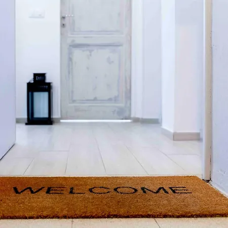 Rossena Tranquillo Appartamento, Con Giardino, Vicino Al Centro Ed All'ospedale Santa Maria Nuova Smn Lejlighed *