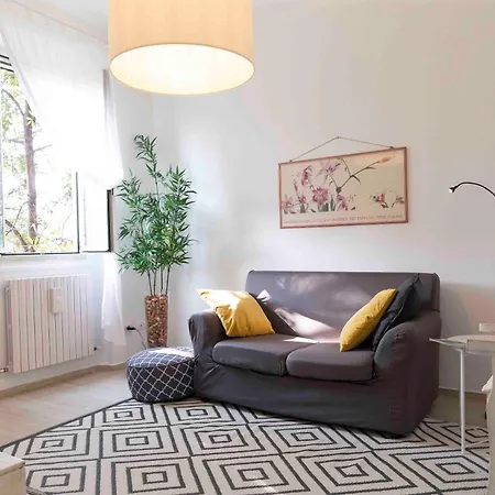 Rossena Tranquillo Appartamento, Con Giardino, Vicino Al Centro Ed All'ospedale Santa Maria Nuova Smn