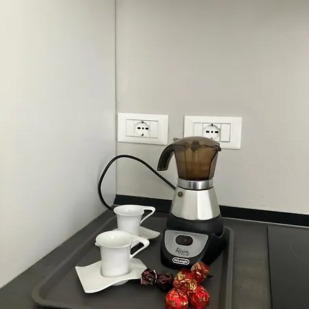 Rossena Tranquillo Appartamento, Con Giardino, Vicino Al Centro Ed All'ospedale Santa Maria Nuova Smn *