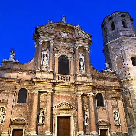 Lejlighed Rossena Tranquillo Appartamento, Con Giardino, Vicino Al Centro Ed All'ospedale Santa Maria Nuova Smn *