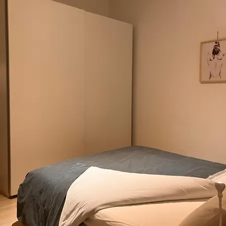 Rossena Tranquillo Appartamento, Con Giardino, Vicino Al Centro Ed All'ospedale Santa Maria Nuova Smn * Reggio Emilia