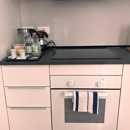 Rossena Tranquillo Appartamento, Con Giardino, Vicino Al Centro Ed All'ospedale Santa Maria Nuova Smn *