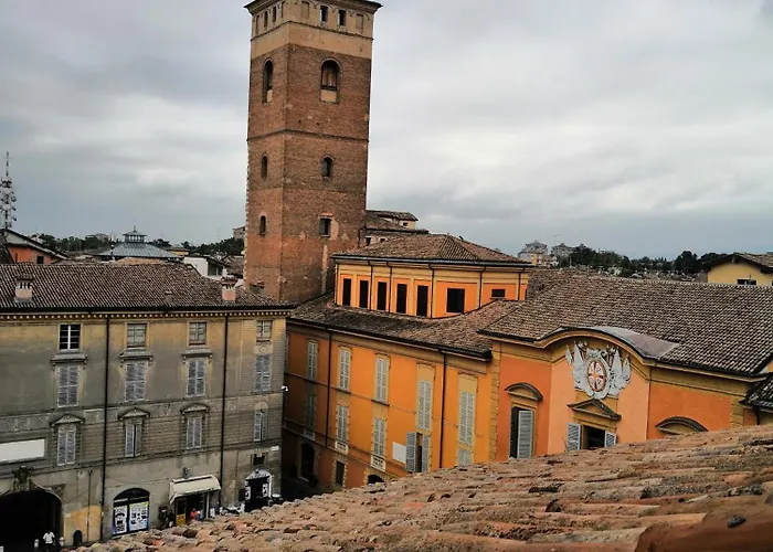 Lejlighed Rossena Tranquillo Appartamento, Con Giardino, Vicino Al Centro Ed All'ospedale Santa Maria Nuova Smn *