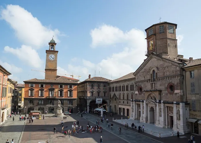 Rossena Tranquillo Appartamento, Con Giardino, Vicino Al Centro Ed All'ospedale Santa Maria Nuova Smn Reggio nell'Emilia